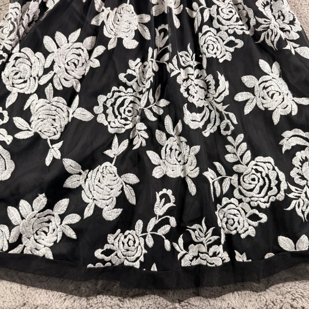 Eliza J Black White Floral Embroidered Mesh Fit Flare Dress Coquette Evening 10 - Picture 14 of 14